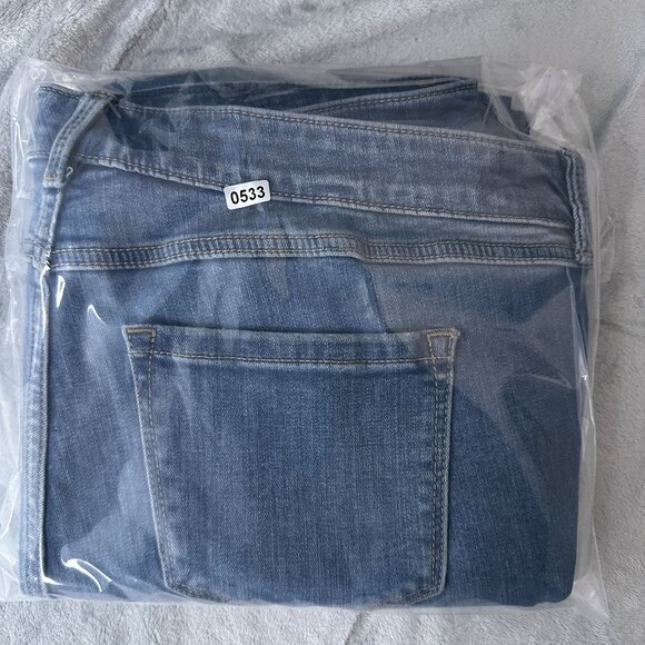 Torrid Women's Super Skinny Jeans Feel The Fit Super Soft Mid Fit Blue Size 16 - Picture 11 of 11